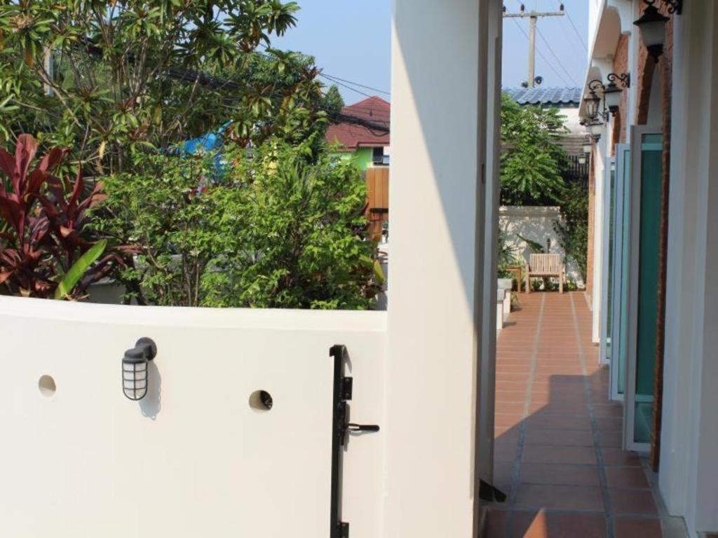 Baan Pimpisa Hotel Бан Саре Екстериор снимка